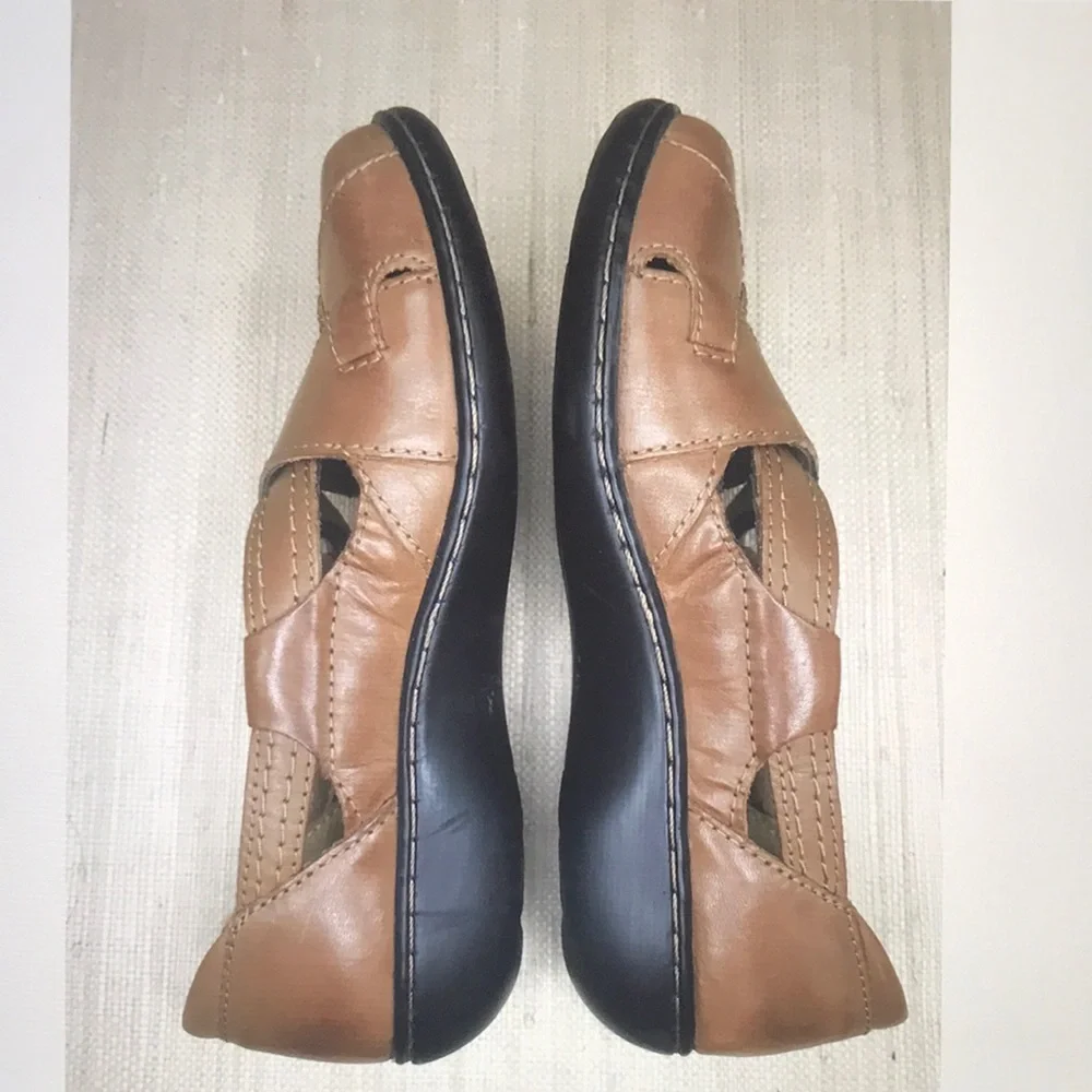 Clarks classic mary